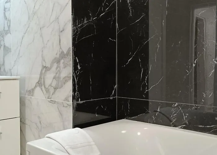 3 Sunrise Marble - Panoramic Seaview - Casa Del Mar Mamaia